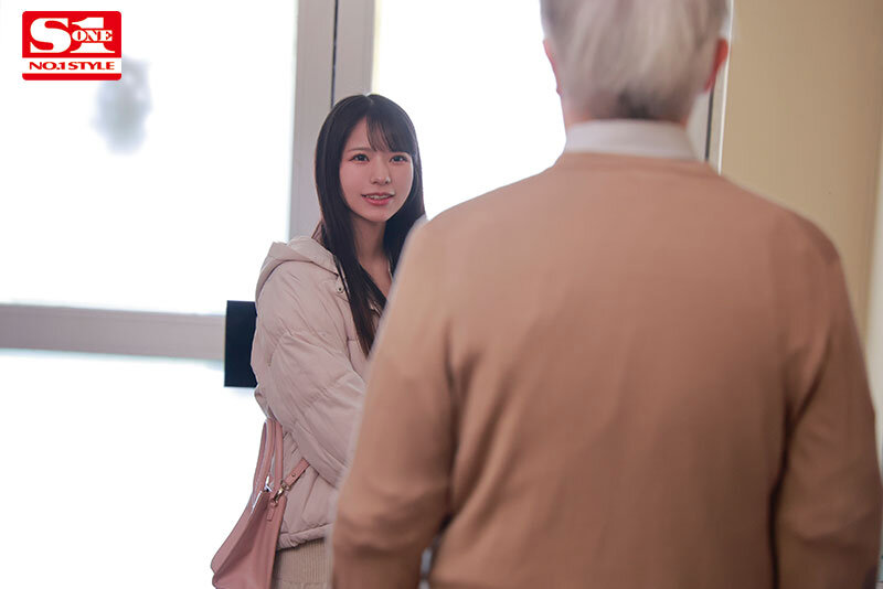 年末年始、広い学生寮で女学生とおじさん管理人が2人きり… 禁断シチュに欲情した中年ち●ぽと寂しさ埋めたい若い少女おま●こは相性良すぎて合体し続けた。 浅野こころ3