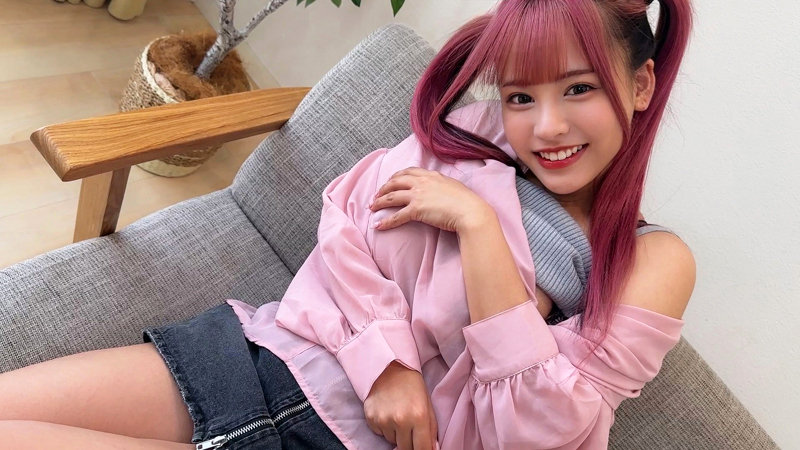 しおんさん　素人ムクムク-職-　smjs076　声を掛けたのはガールズバー店員のピンク髪ギャルしおんさん。4