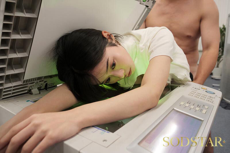 時間停止REC 超人気インフルエンサーがホームレスのキモおじにされていたSEXの一部始終 MINAMO12