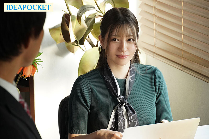 出張先で高嶺の花の女社長と相部屋に… ひなの花音【IPZZ-734】【画像】3